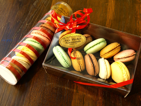 MACARONS